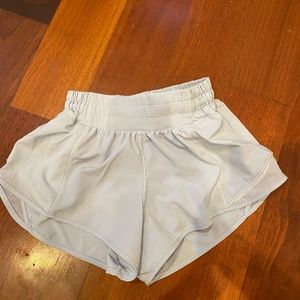 Lululemon Blue Linen Hotty Hot Shorts Size 0 2.5 inches